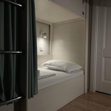 Hostel Nomad Αλμάτι Εξωτερικό φωτογραφία