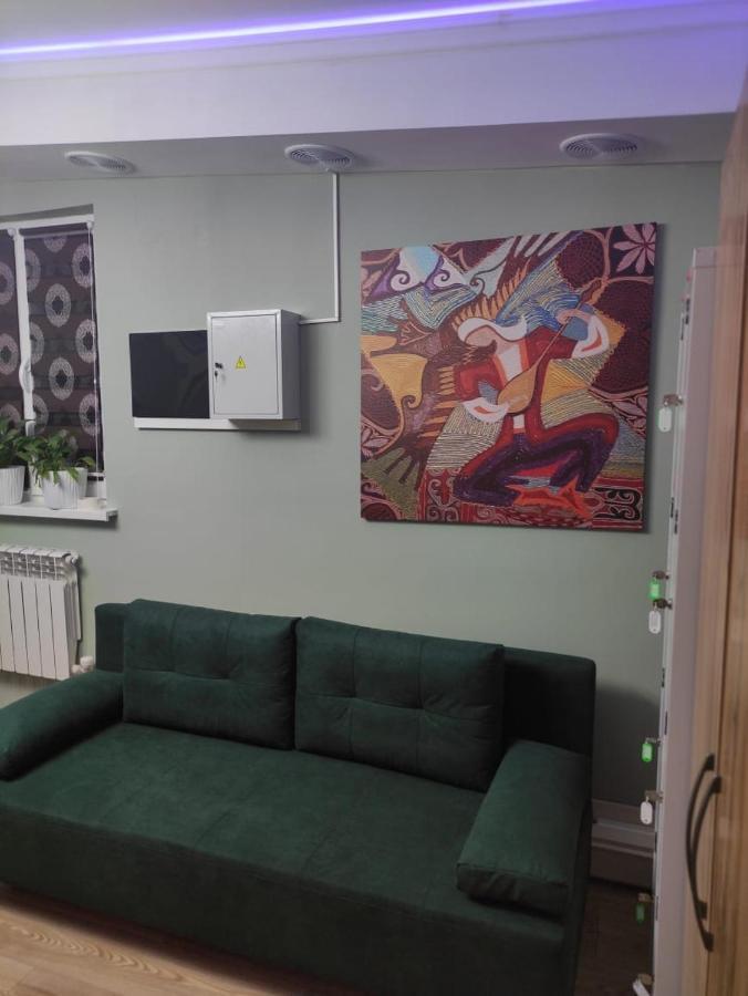 Hostel Nomad Αλμάτι Εξωτερικό φωτογραφία