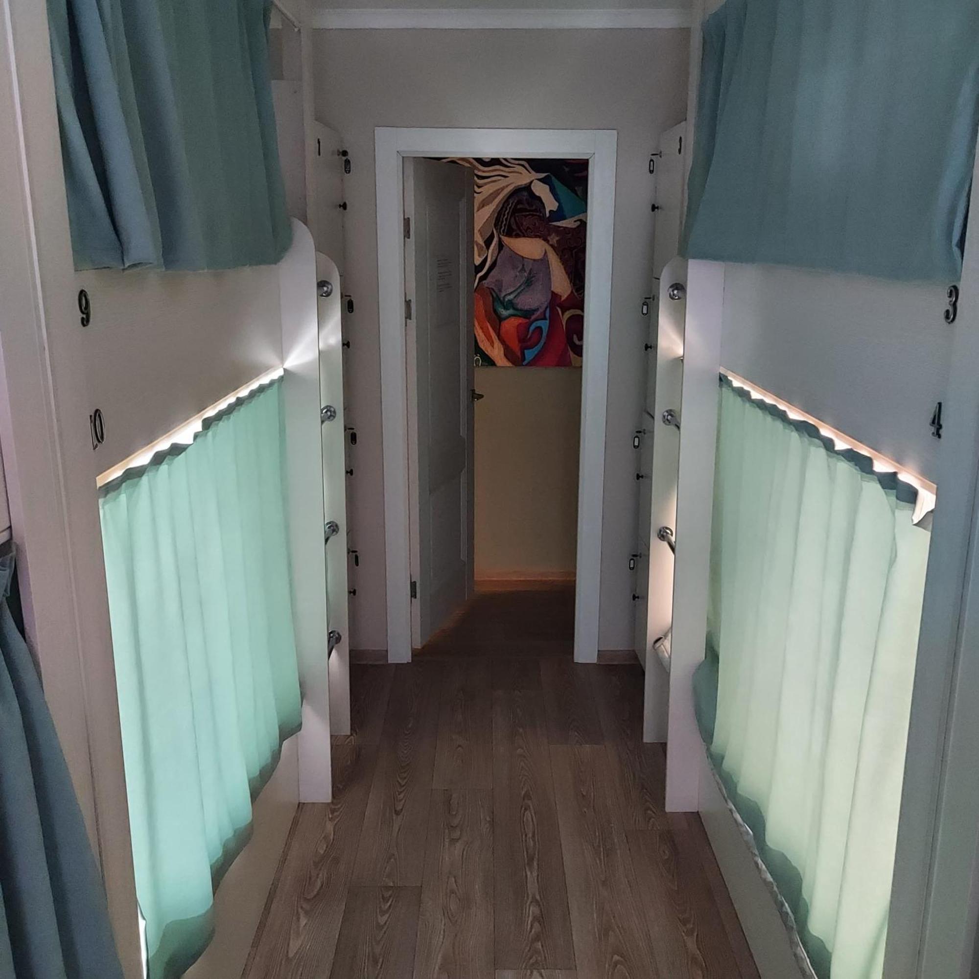Hostel Nomad Αλμάτι Εξωτερικό φωτογραφία