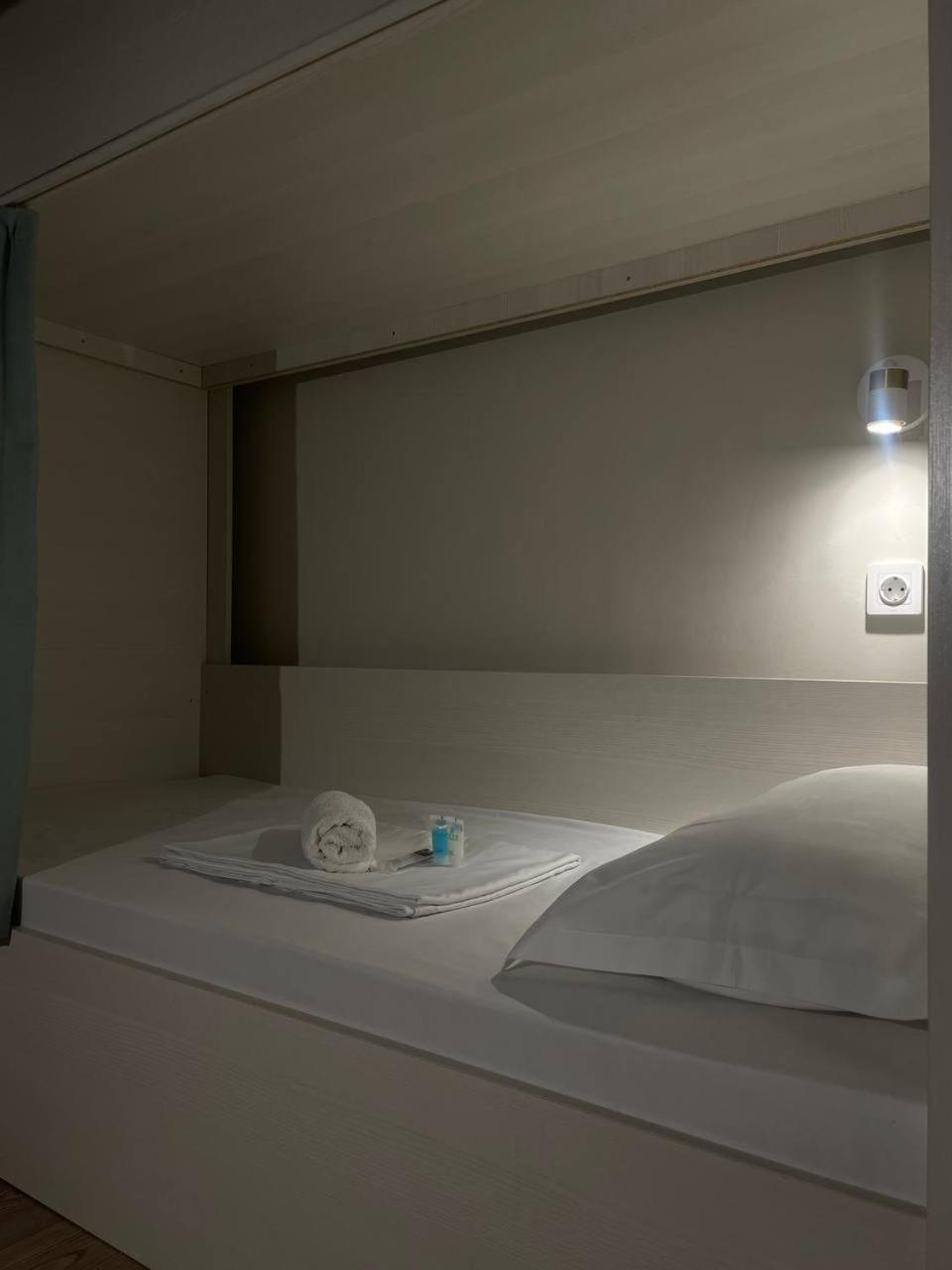 Hostel Nomad Αλμάτι Εξωτερικό φωτογραφία