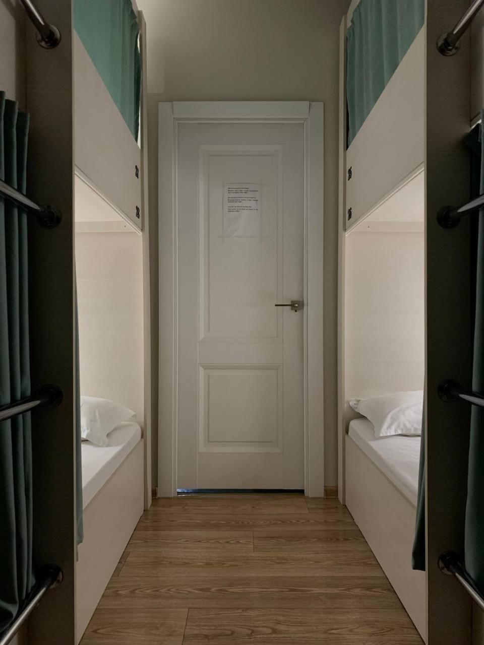 Hostel Nomad Αλμάτι Εξωτερικό φωτογραφία